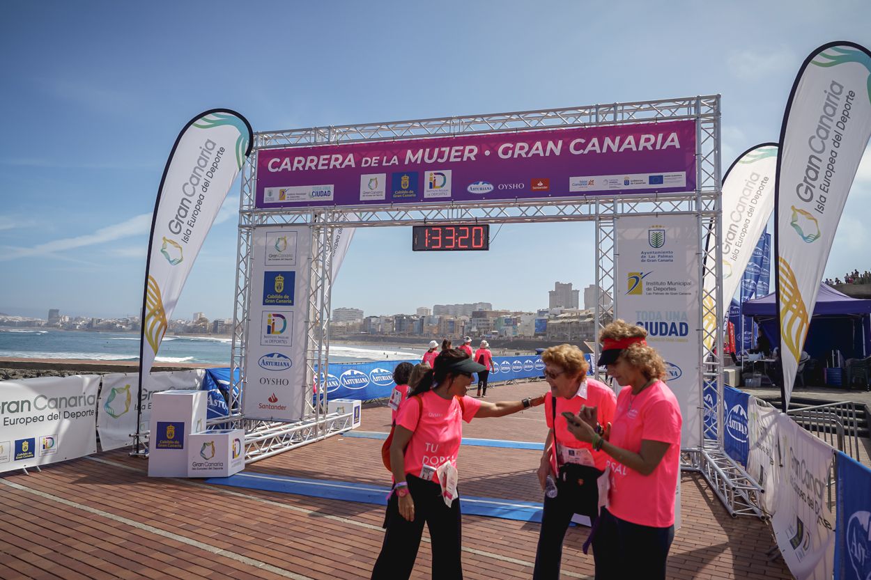 Las fotos de meta de la Carrera de la Mujer de Gran Canaria 12 32 31 15701 O