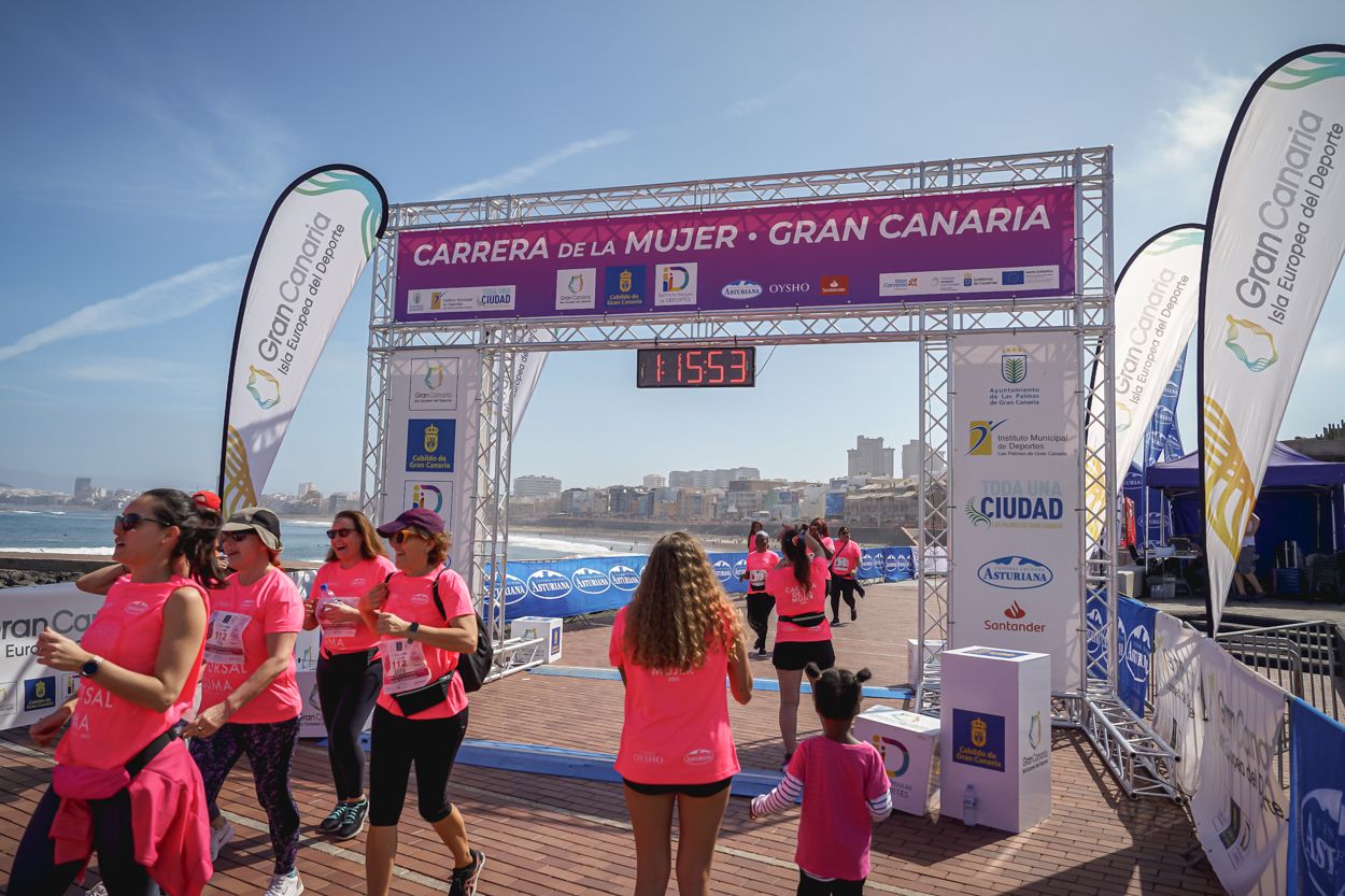 Las fotos de meta de la Carrera de la Mujer de Gran Canaria 12 15 04 15701 O