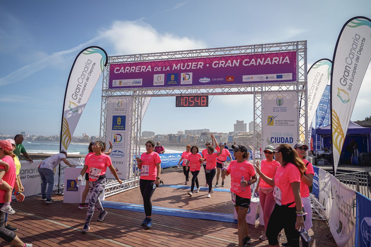 Las fotos de meta de la Carrera de la Mujer de Gran Canaria 12 04 59 15701 O