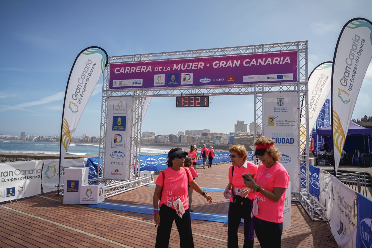 Las fotos de meta de la Carrera de la Mujer de Gran Canaria 12 32 32 15701 O