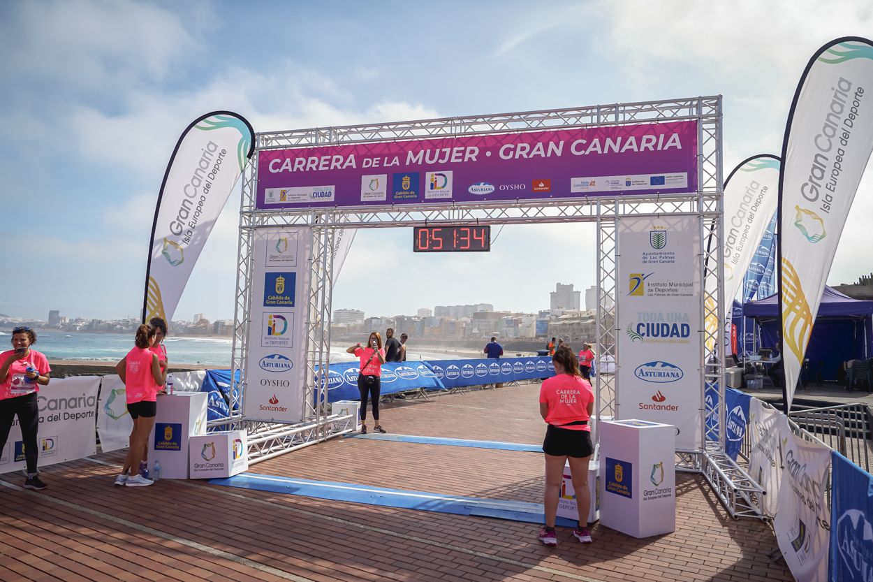 Las fotos de meta de la Carrera de la Mujer de Gran Canaria 11 50 45 15701 O
