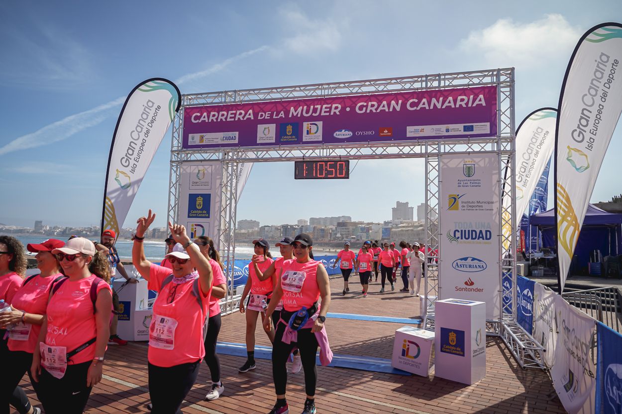 Las fotos de meta de la Carrera de la Mujer de Gran Canaria 12 10 01 15701 O