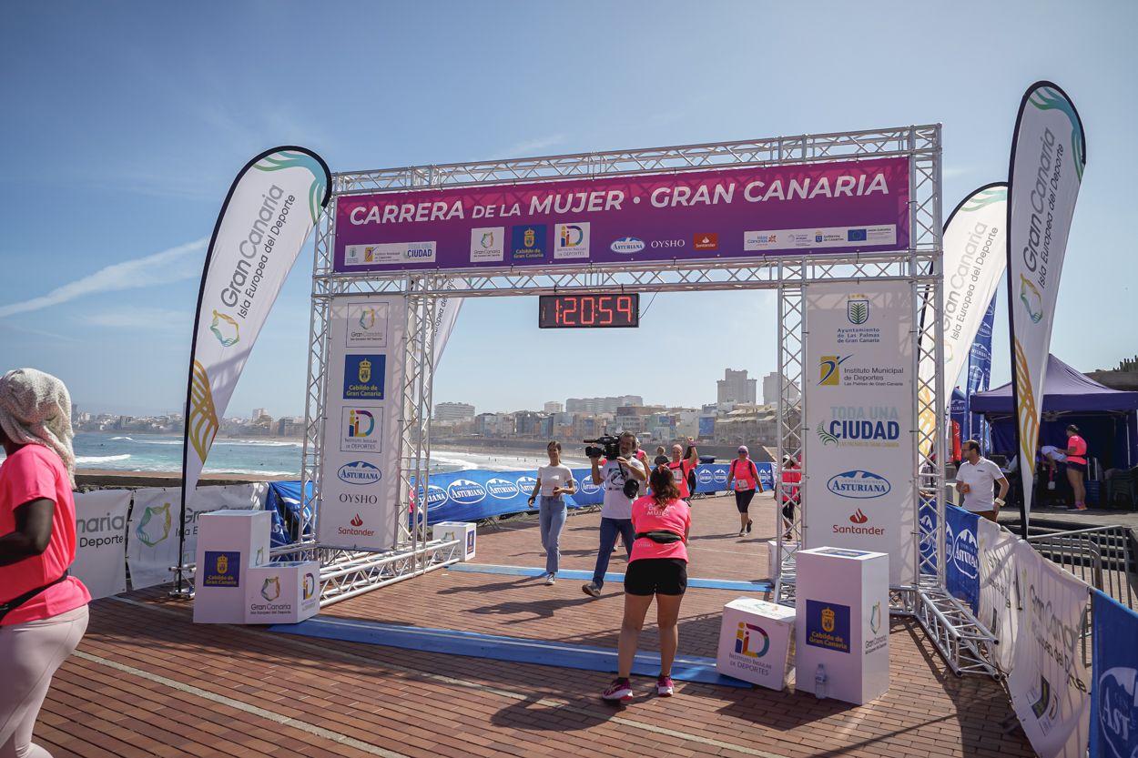Las fotos de meta de la Carrera de la Mujer de Gran Canaria 12 20 09 15701 O