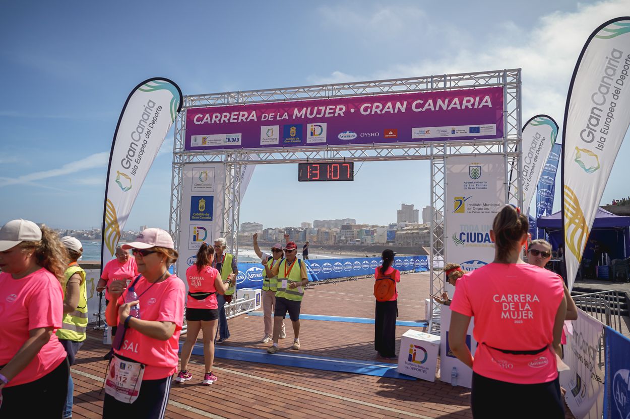 Las fotos de meta de la Carrera de la Mujer de Gran Canaria 12 30 17 15701 O