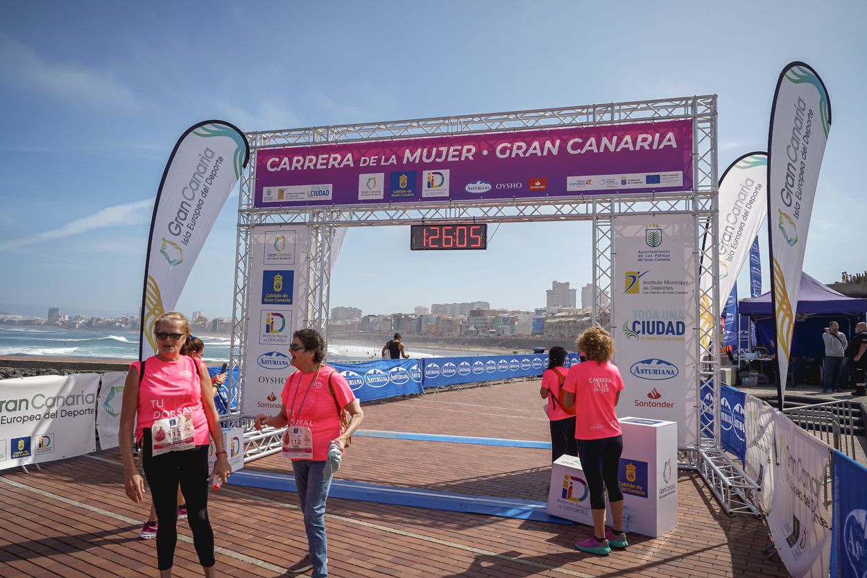 Las fotos de meta de la Carrera de la Mujer de Gran Canaria 12 25 16 15701 O