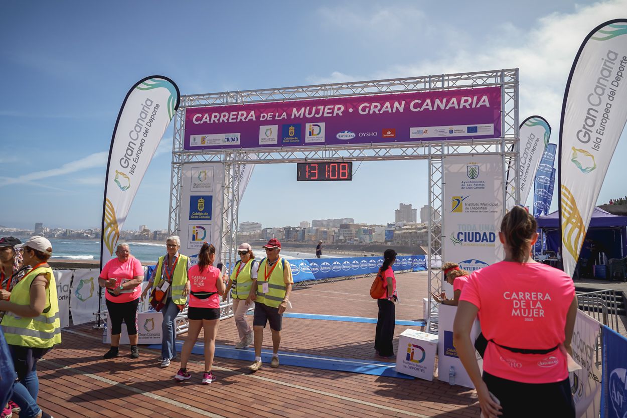 Las fotos de meta de la Carrera de la Mujer de Gran Canaria 12 30 18 15701 O