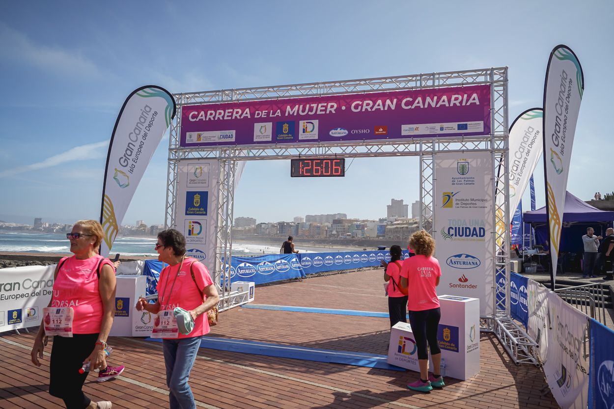 Las fotos de meta de la Carrera de la Mujer de Gran Canaria 12 25 17 15701 O