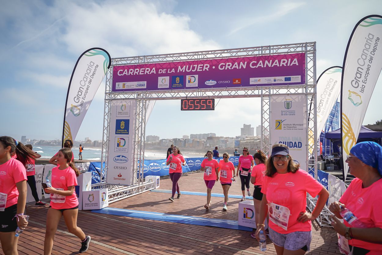 Las fotos de meta de la Carrera de la Mujer de Gran Canaria 11 55 10 15701 O
