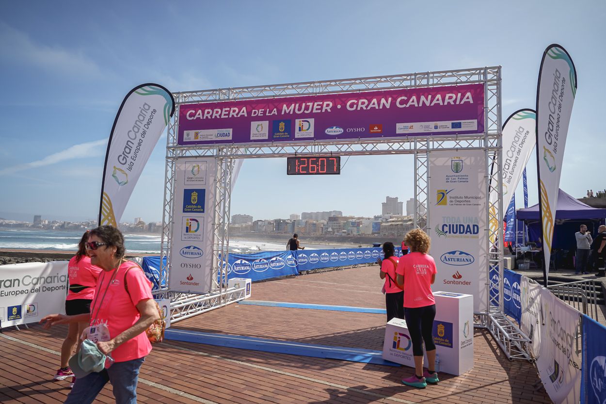 Las fotos de meta de la Carrera de la Mujer de Gran Canaria 12 25 18 15701 O