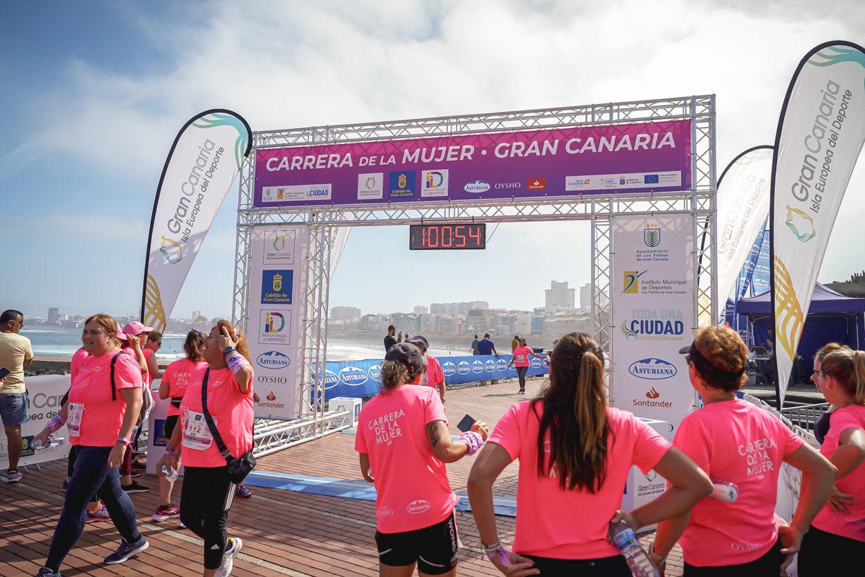 Las fotos de meta de la Carrera de la Mujer de Gran Canaria 12 00 05 15701 O