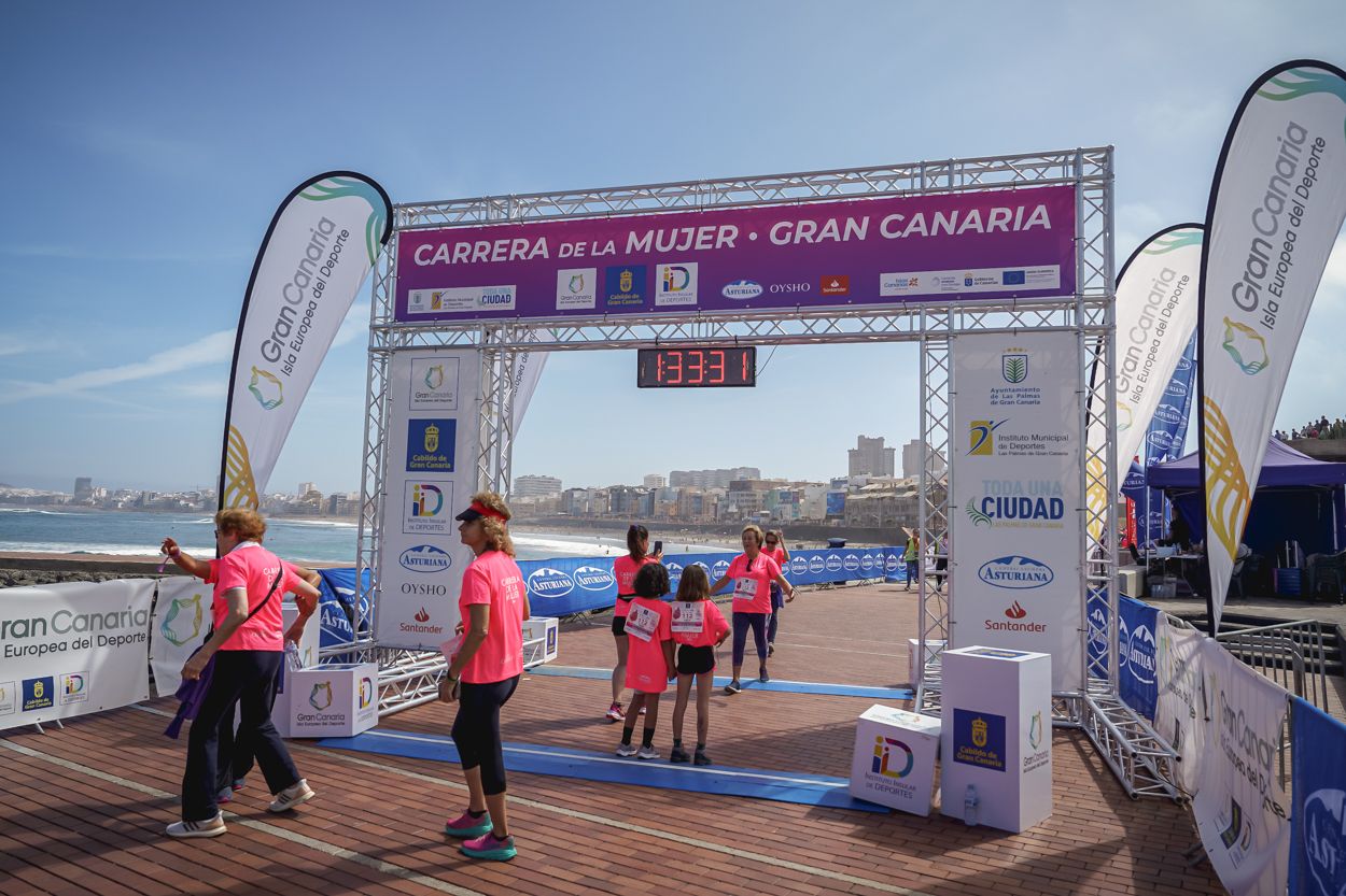 Las fotos de meta de la Carrera de la Mujer de Gran Canaria 12 32 42 15701 O