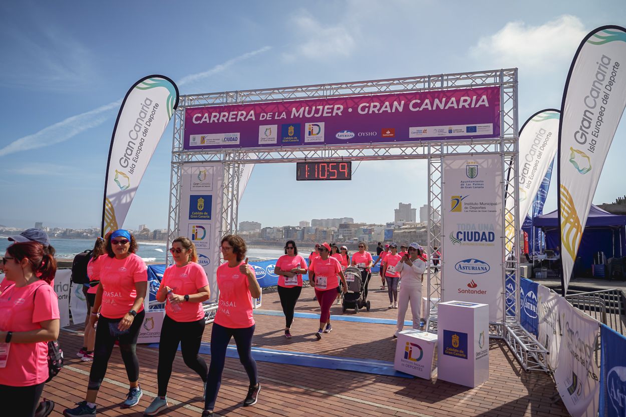 Las fotos de meta de la Carrera de la Mujer de Gran Canaria 12 10 09 15701 O
