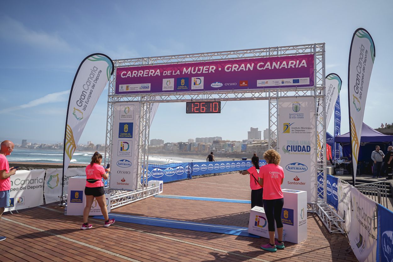 Las fotos de meta de la Carrera de la Mujer de Gran Canaria 12 25 21 15701 O