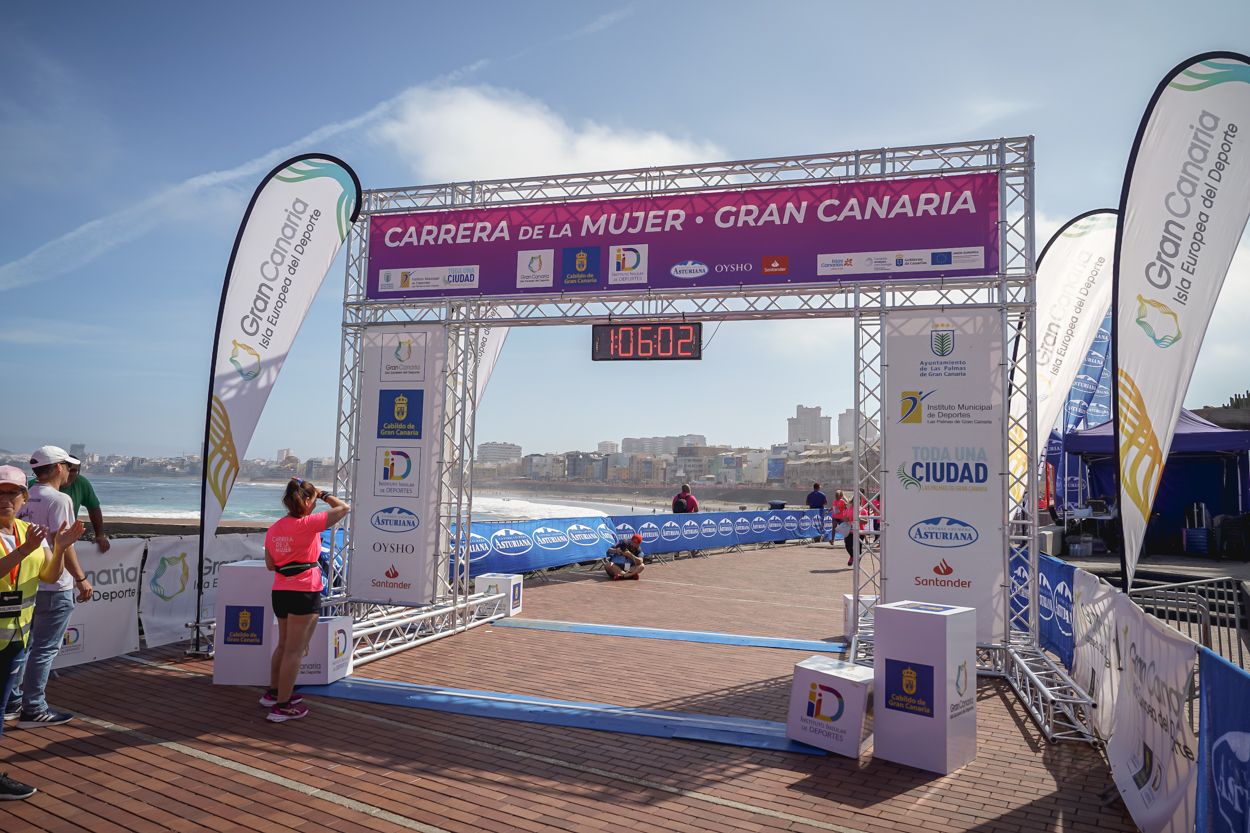 Las fotos de meta de la Carrera de la Mujer de Gran Canaria 12 05 13 15701 O