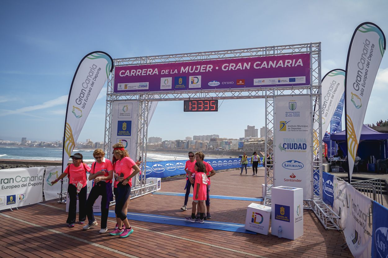 Las fotos de meta de la Carrera de la Mujer de Gran Canaria 12 32 46 15701 O