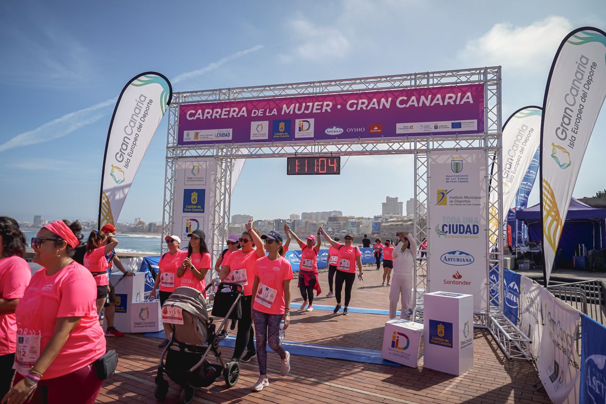 Las fotos de meta de la Carrera de la Mujer de Gran Canaria 12 10 14 15701 O