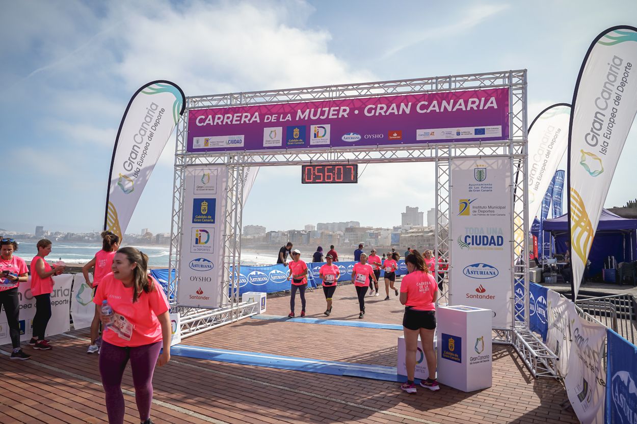 Las fotos de meta de la Carrera de la Mujer de Gran Canaria 11 55 18 15701 O