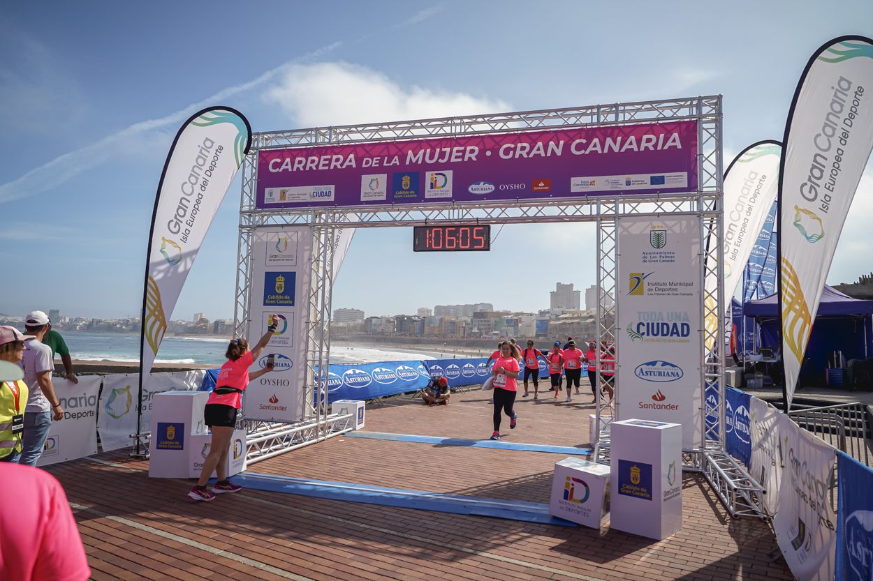 Las fotos de meta de la Carrera de la Mujer de Gran Canaria 12 05 16 15701 O