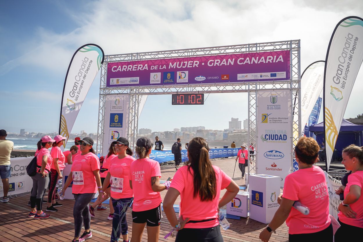 Las fotos de meta de la Carrera de la Mujer de Gran Canaria 12 00 13 15701 O