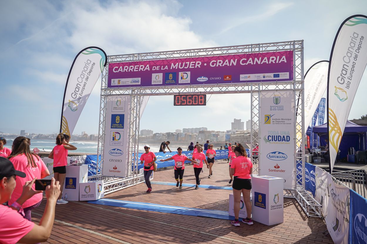 Las fotos de meta de la Carrera de la Mujer de Gran Canaria 11 55 19 15701 O