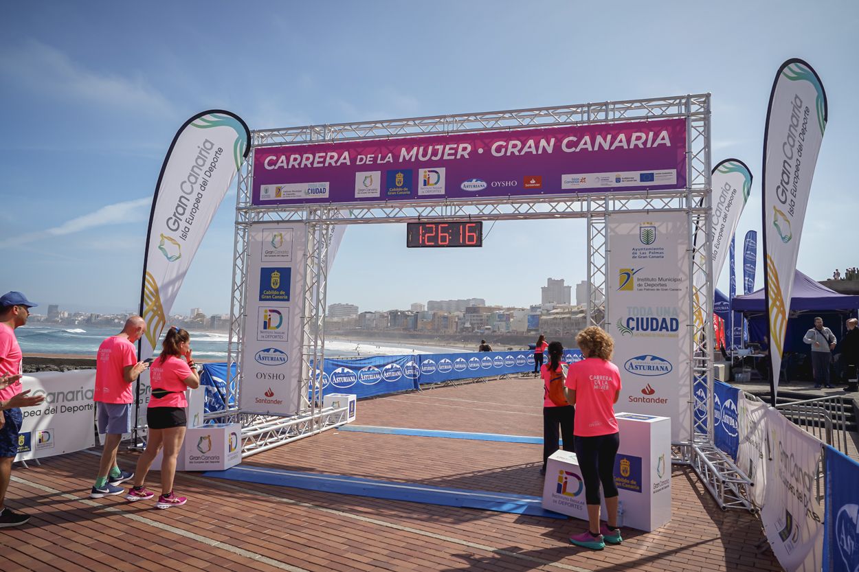 Las fotos de meta de la Carrera de la Mujer de Gran Canaria 12 25 27 15701 O