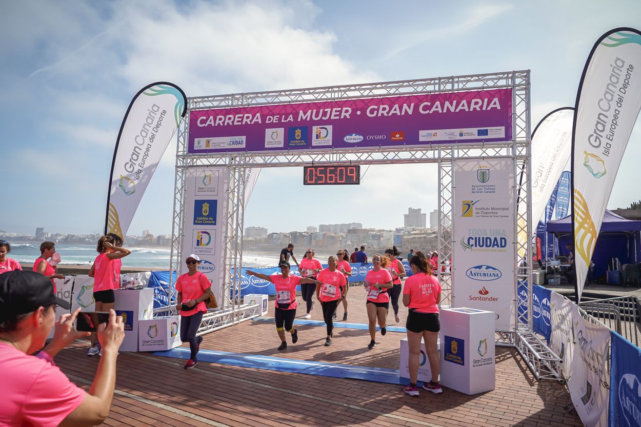 Las fotos de meta de la Carrera de la Mujer de Gran Canaria 11 55 20 15701 O