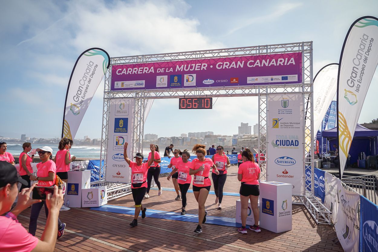 Las fotos de meta de la Carrera de la Mujer de Gran Canaria 11 55 21 15701 O