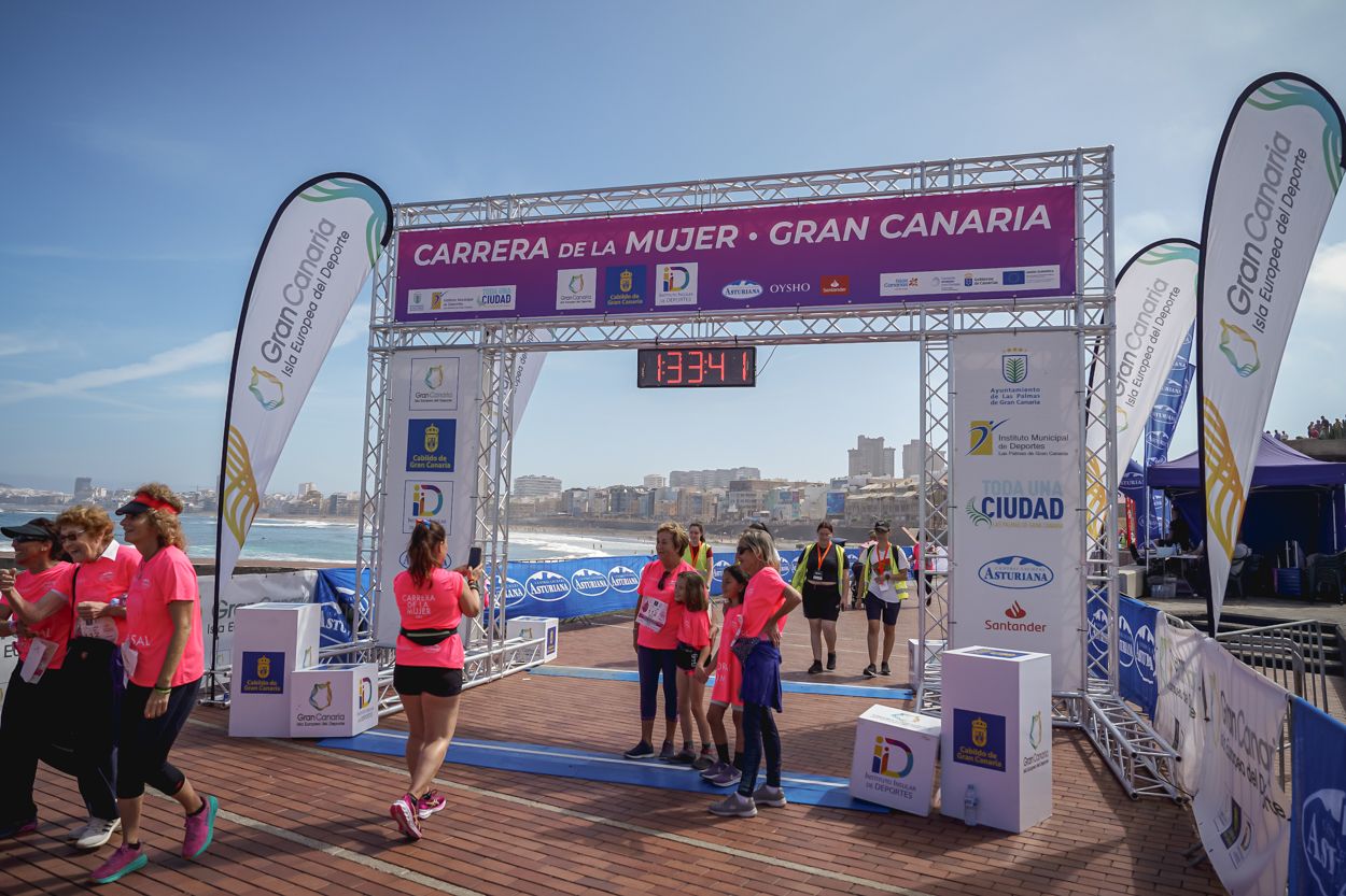Las fotos de meta de la Carrera de la Mujer de Gran Canaria 12 32 52 15701 O