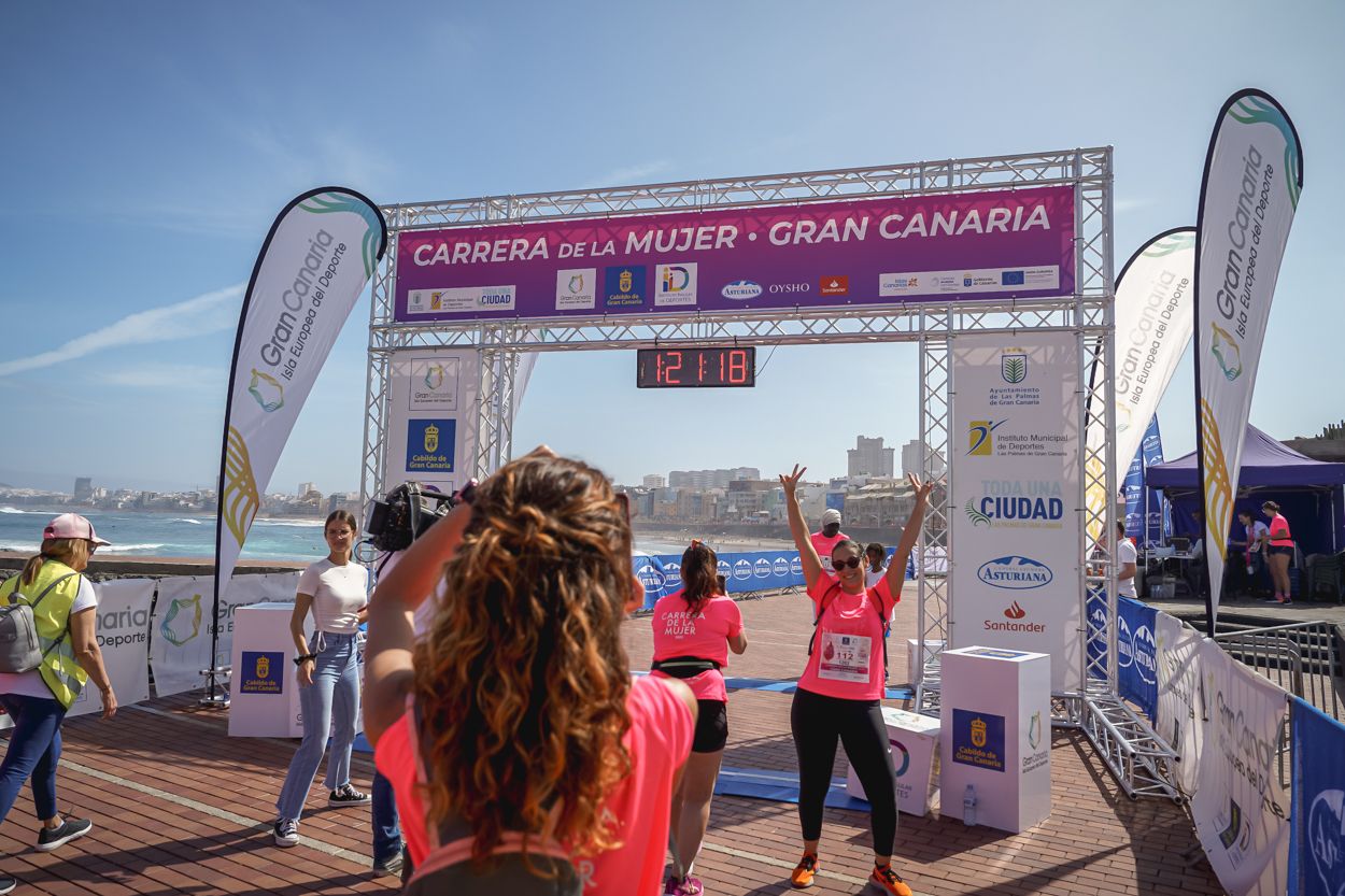 Las fotos de meta de la Carrera de la Mujer de Gran Canaria 12 20 29 15701 O