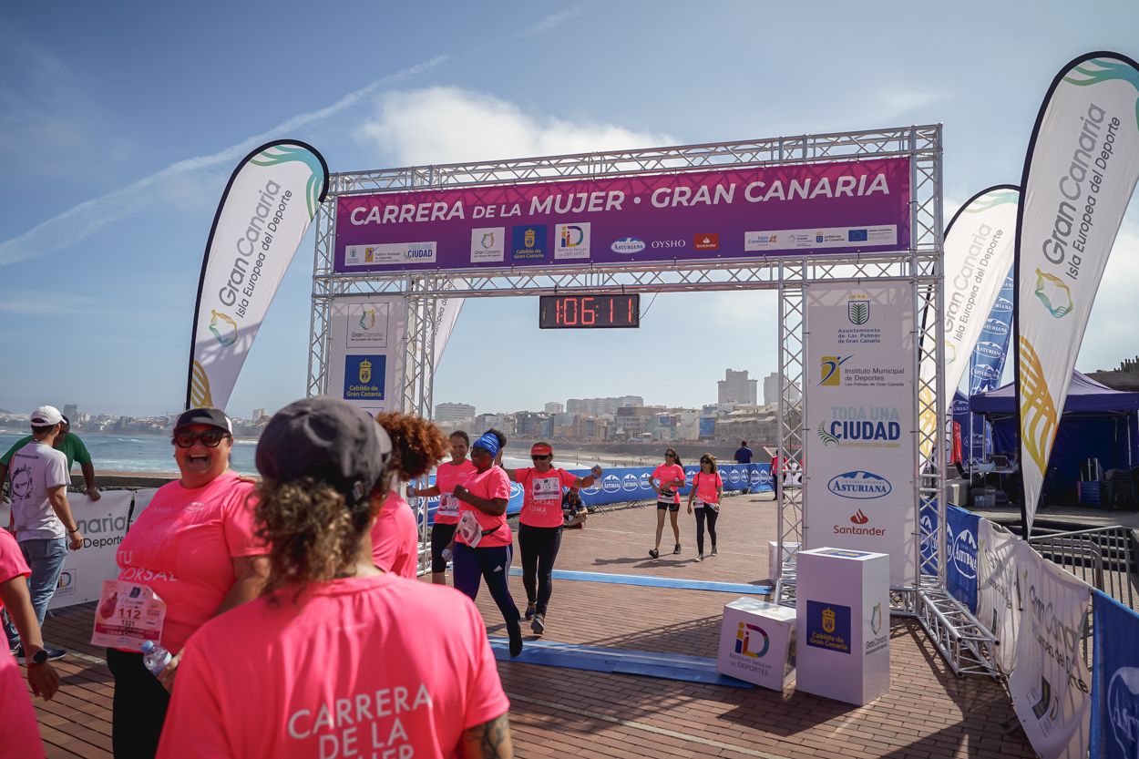Las fotos de meta de la Carrera de la Mujer de Gran Canaria 12 05 22 15701 O