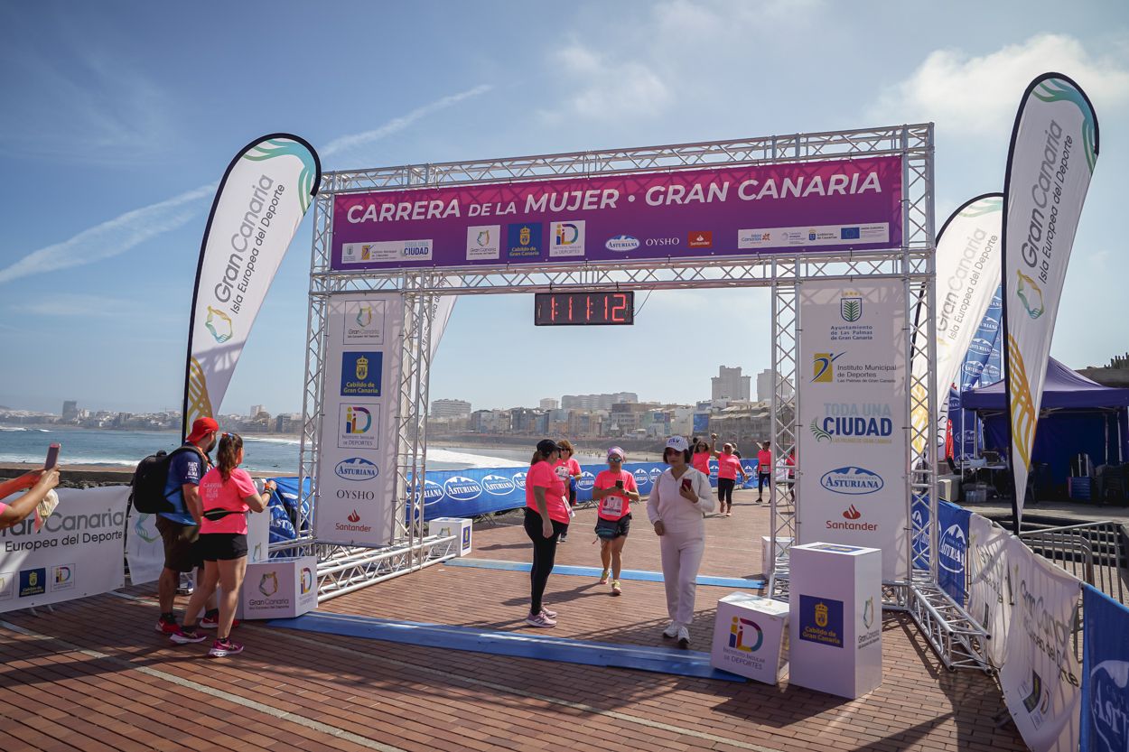 Las fotos de meta de la Carrera de la Mujer de Gran Canaria 12 10 23 15701 O