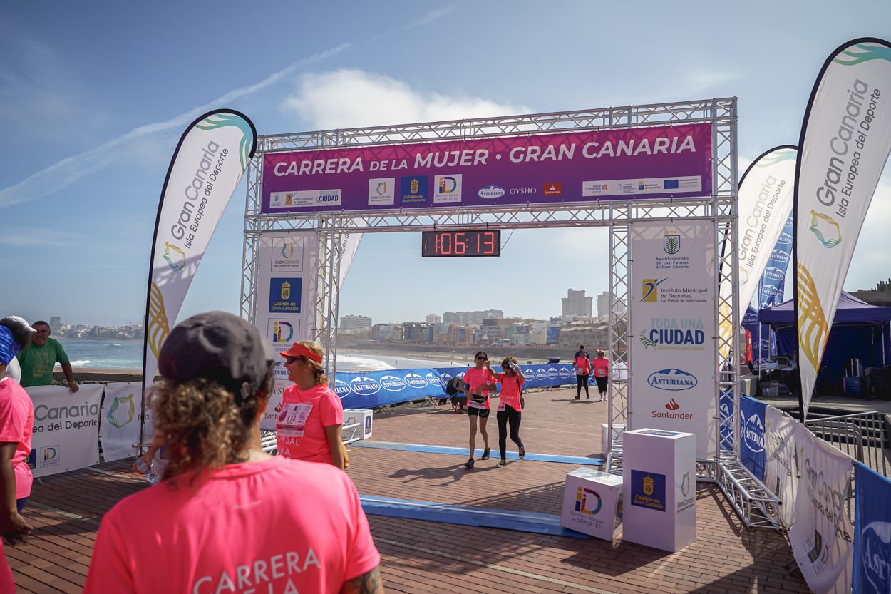 Las fotos de meta de la Carrera de la Mujer de Gran Canaria 12 05 24 15701 O