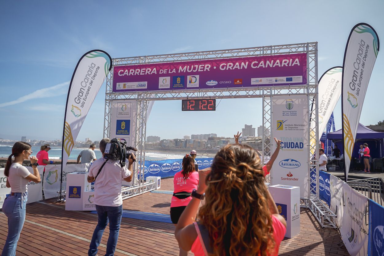 Las fotos de meta de la Carrera de la Mujer de Gran Canaria 12 20 33 15701 O