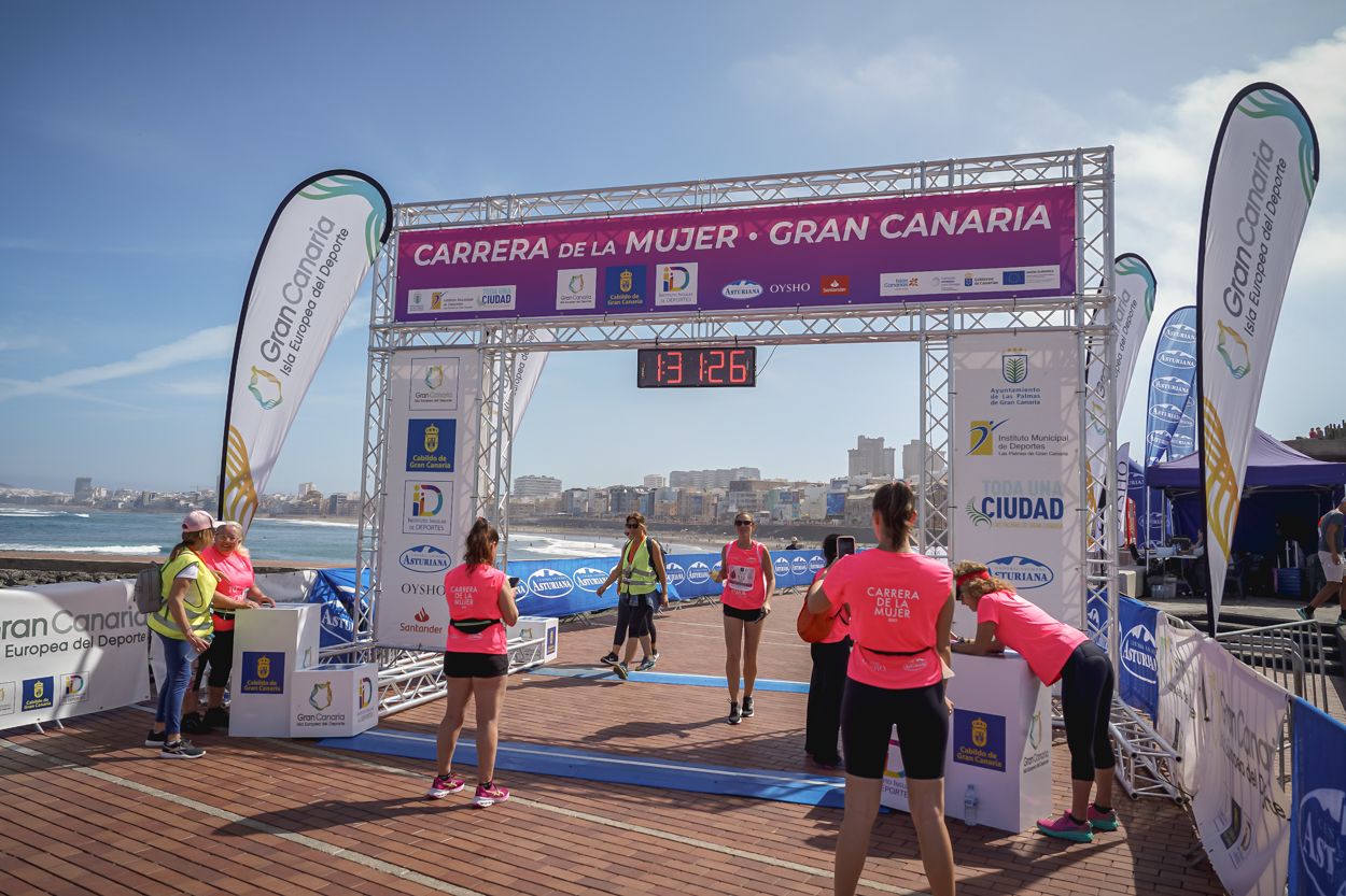 Las fotos de meta de la Carrera de la Mujer de Gran Canaria 12 30 37 15701 O