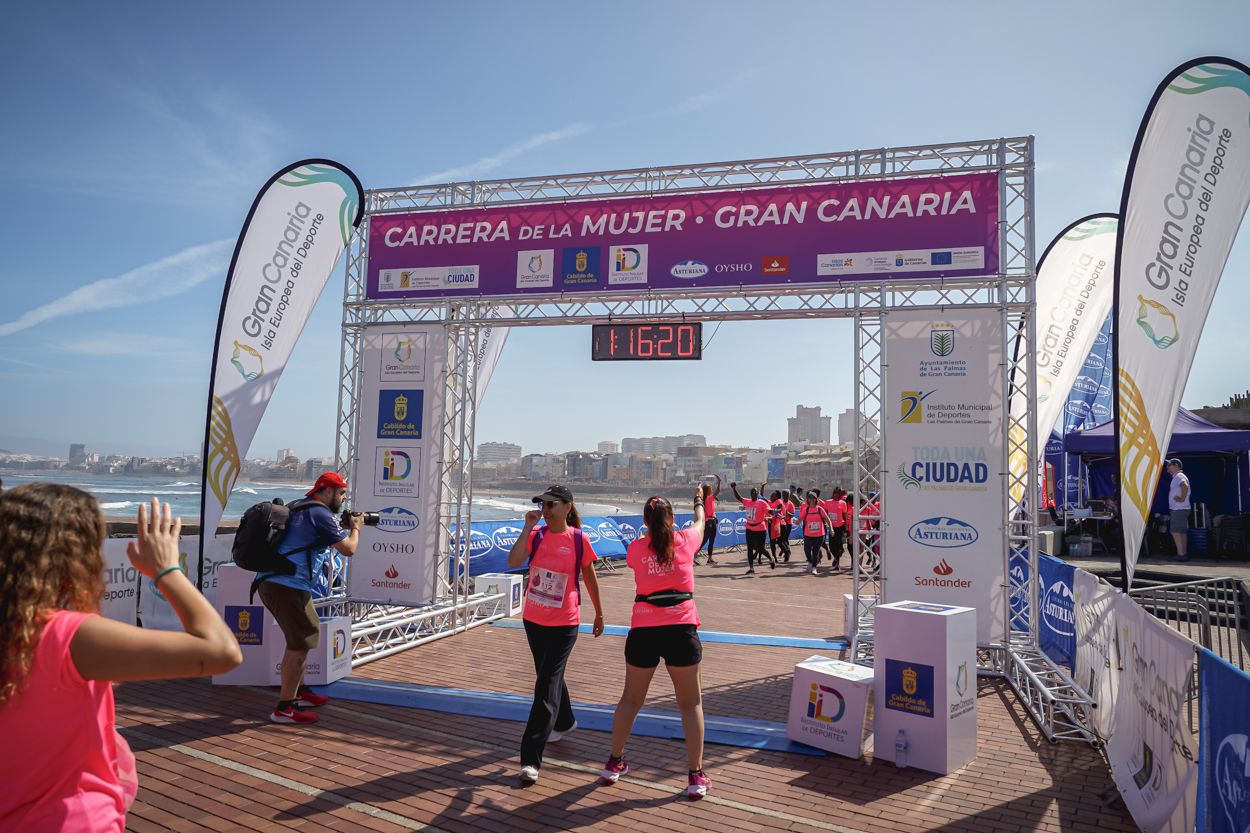 Las fotos de meta de la Carrera de la Mujer de Gran Canaria 12 15 31 15701 O