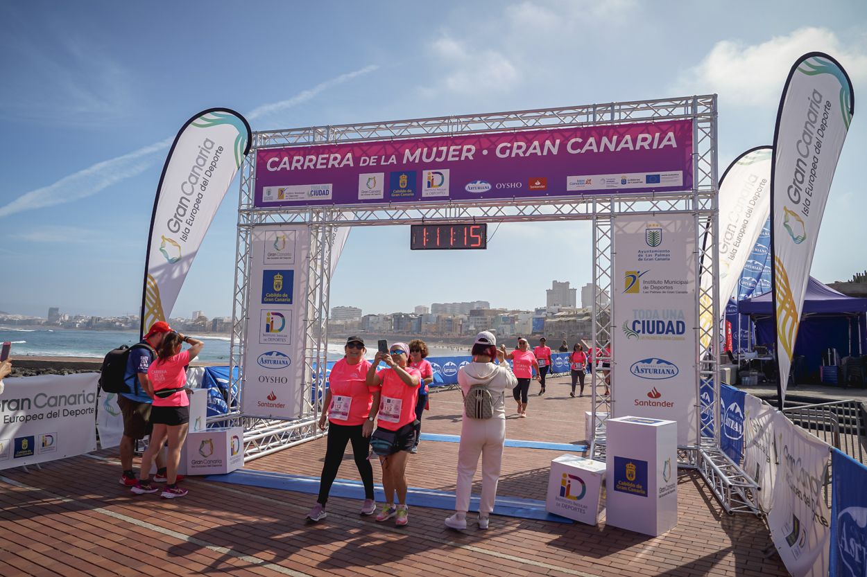 Las fotos de meta de la Carrera de la Mujer de Gran Canaria 12 10 26 15701 O