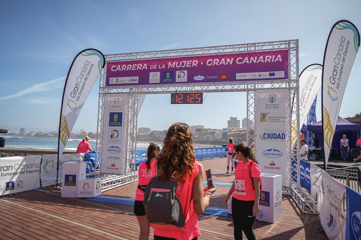 Las fotos de meta de la Carrera de la Mujer de Gran Canaria 12 20 36 15701 O