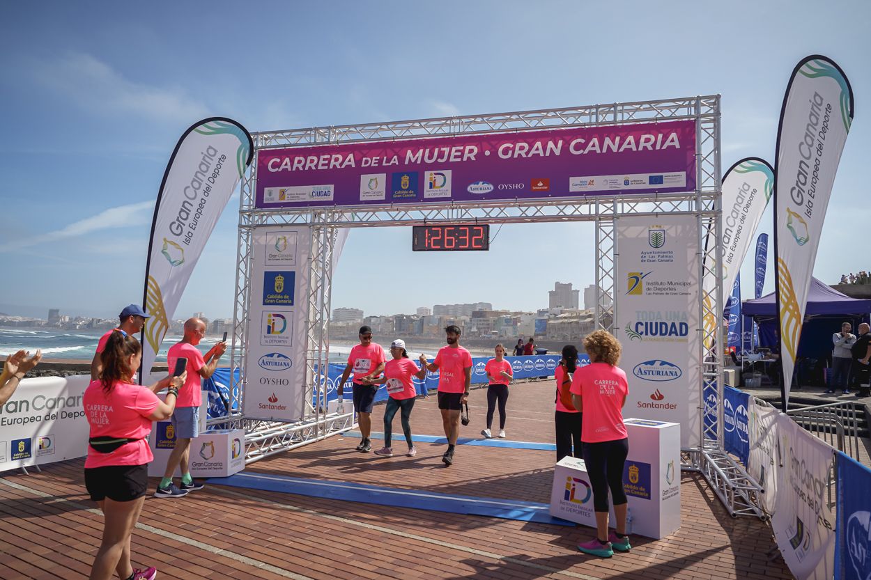 Las fotos de meta de la Carrera de la Mujer de Gran Canaria 12 25 42 15701 O