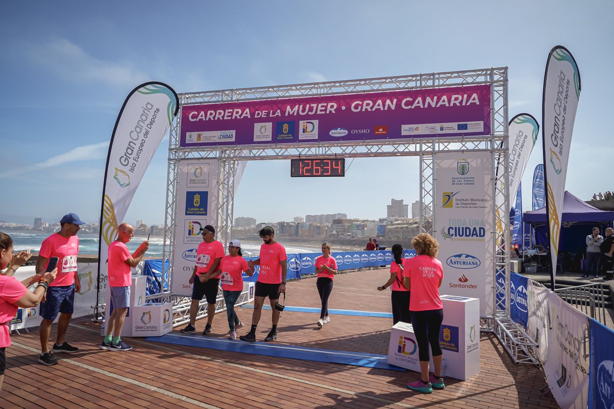 Las fotos de meta de la Carrera de la Mujer de Gran Canaria 12 25 44 15701 O