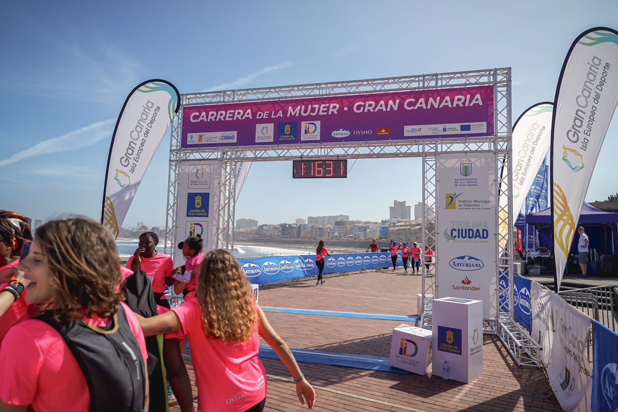 Las fotos de meta de la Carrera de la Mujer de Gran Canaria 12 15 41 15701 O