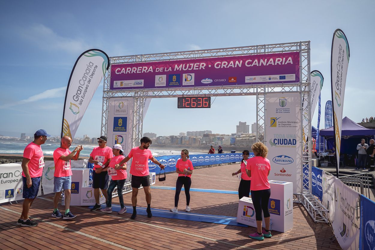 Las fotos de meta de la Carrera de la Mujer de Gran Canaria 12 25 46 15701 O
