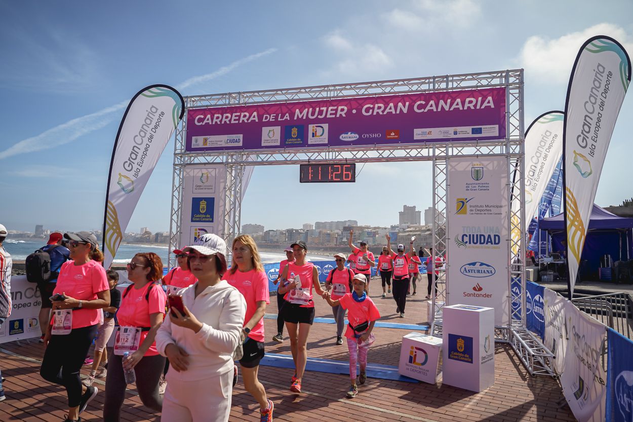 Las fotos de meta de la Carrera de la Mujer de Gran Canaria 12 10 37 15701 O