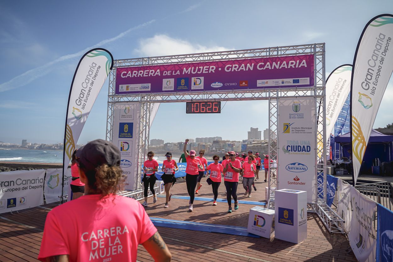 Las fotos de meta de la Carrera de la Mujer de Gran Canaria 12 05 37 15701 O