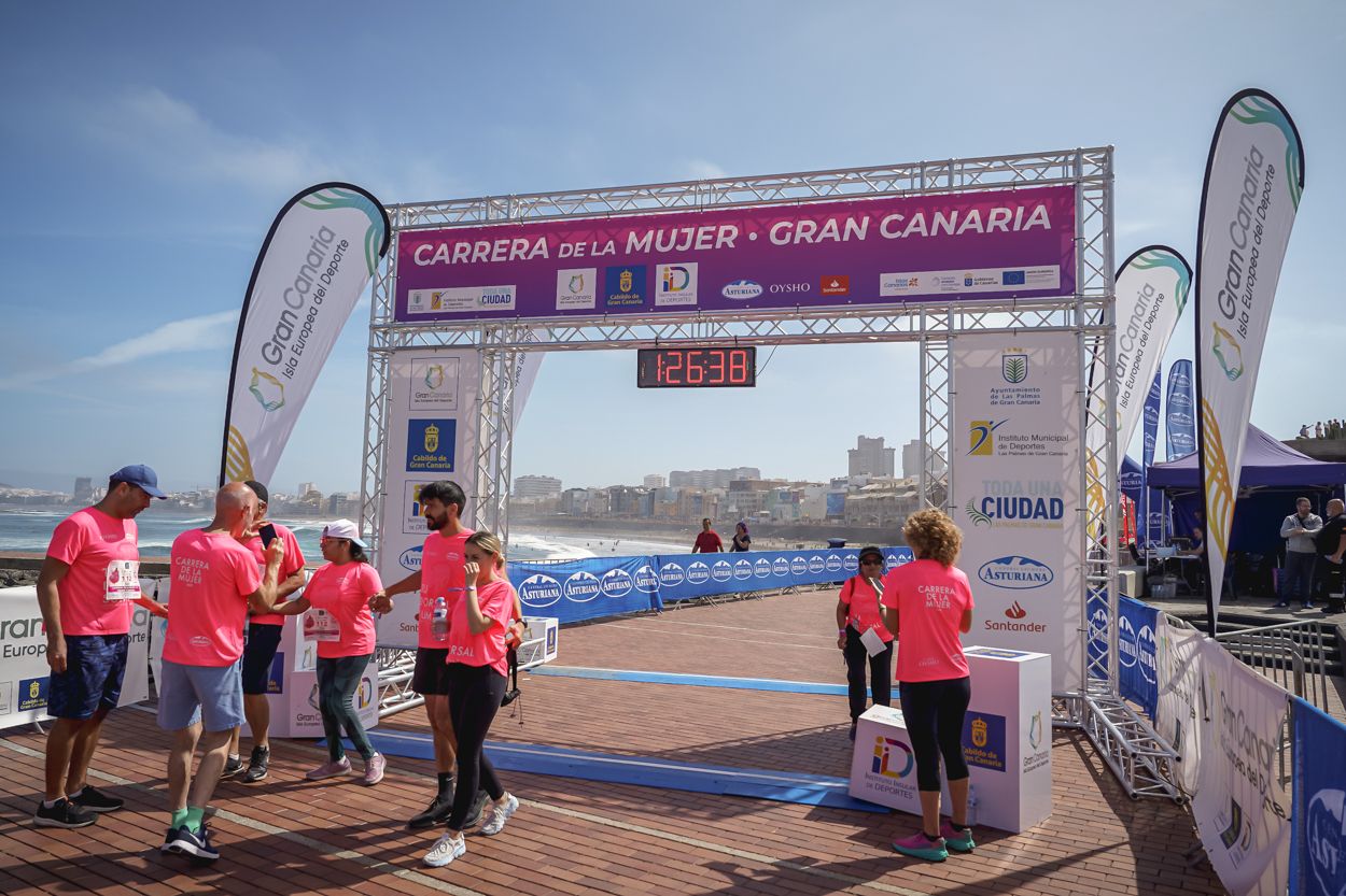 Las fotos de meta de la Carrera de la Mujer de Gran Canaria 12 25 48 15701 O