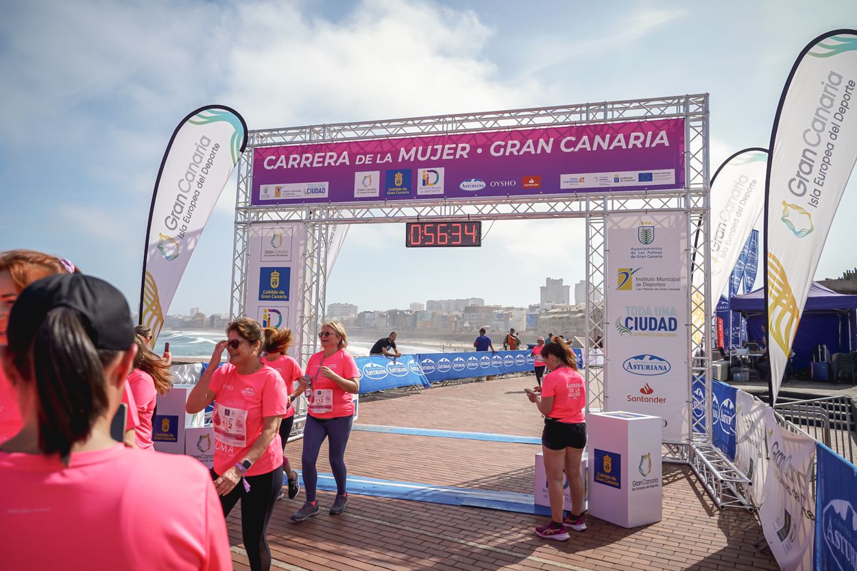 Las fotos de meta de la Carrera de la Mujer de Gran Canaria 11 55 44 15701 O