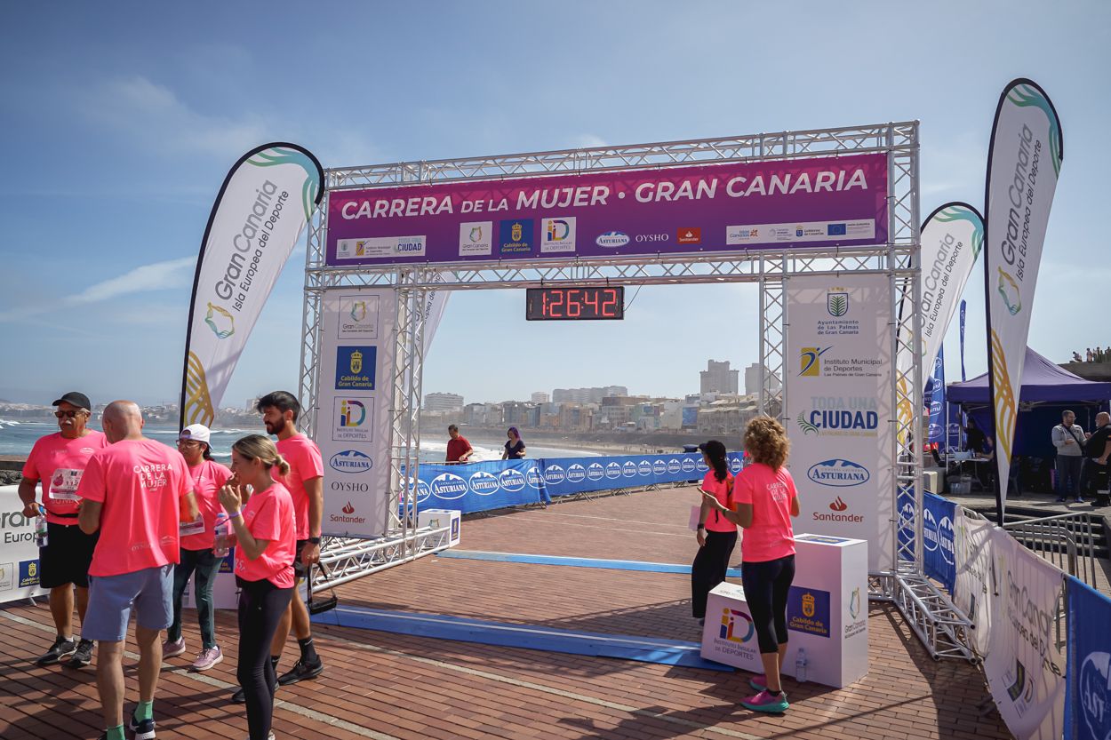 Las fotos de meta de la Carrera de la Mujer de Gran Canaria 12 25 52 15701 O