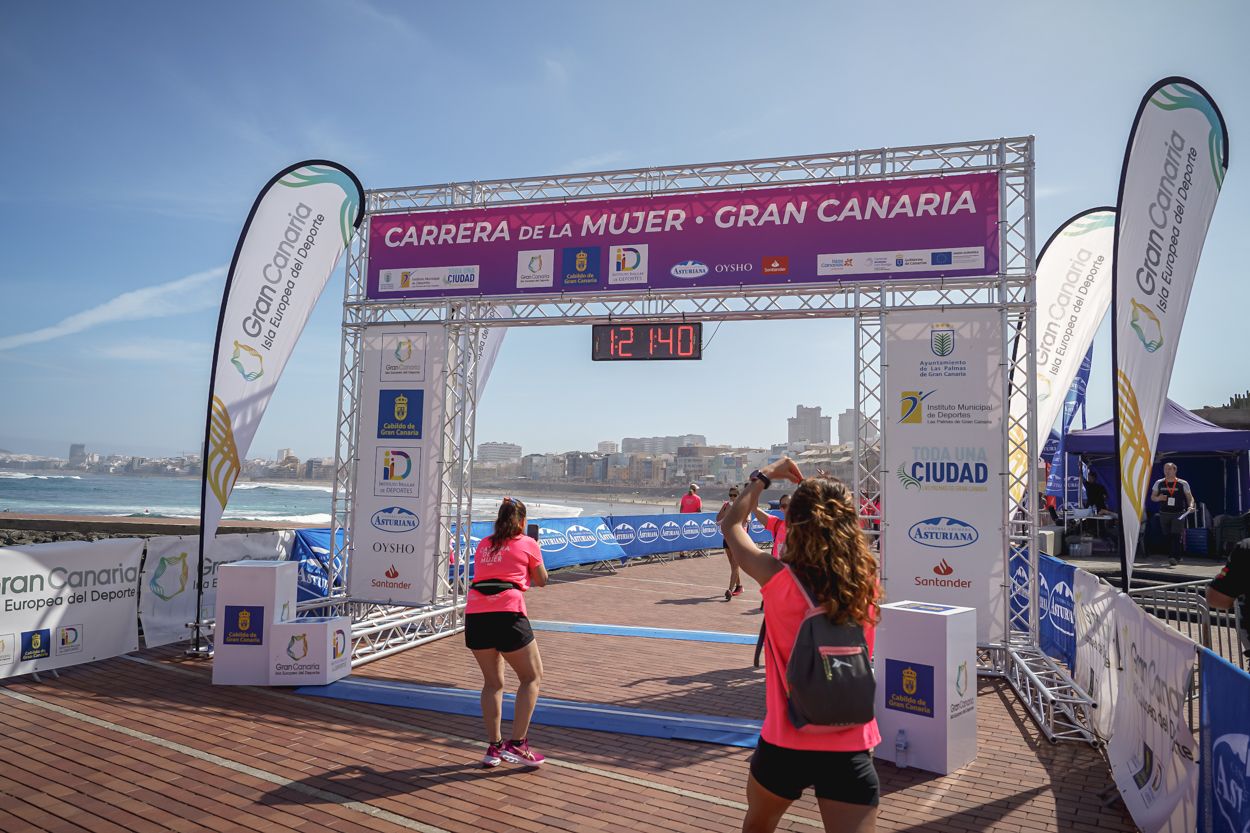 Las fotos de meta de la Carrera de la Mujer de Gran Canaria 12 20 51 15701 O