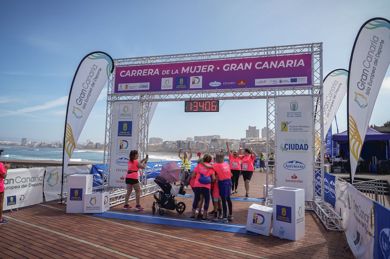 Las fotos de meta de la Carrera de la Mujer de Gran Canaria 12 33 17 15701 O