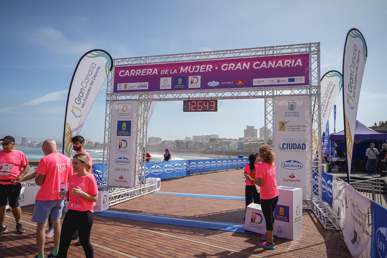 Las fotos de meta de la Carrera de la Mujer de Gran Canaria 12 25 54 15701 O