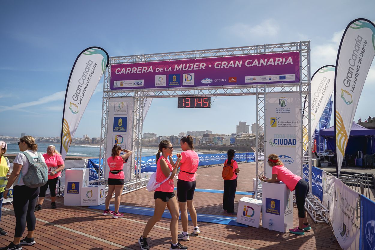 Las fotos de meta de la Carrera de la Mujer de Gran Canaria 12 30 56 15701 O
